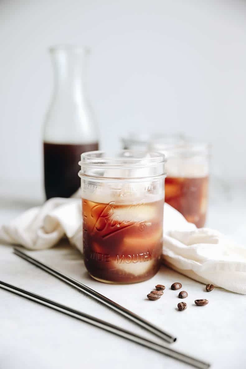 Cold brew coffee recipe in a glass mason jar.