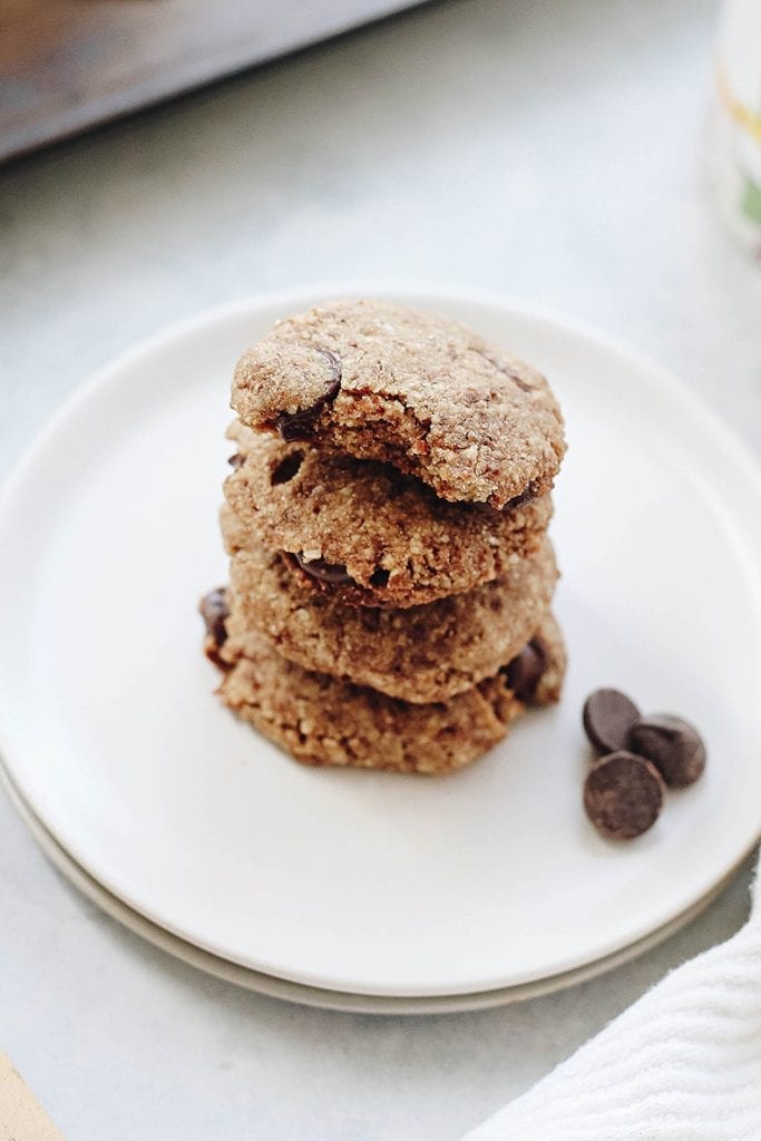 healthy-high-fiber-chocolate-chip-cookies-the-healthy-maven