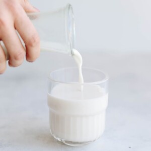 How To Make Oat Milk [Step-by-Step] - The Healthy Maven