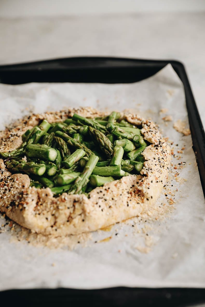 How to make a savory galette - step-by-step: step 4: roll crust over edges