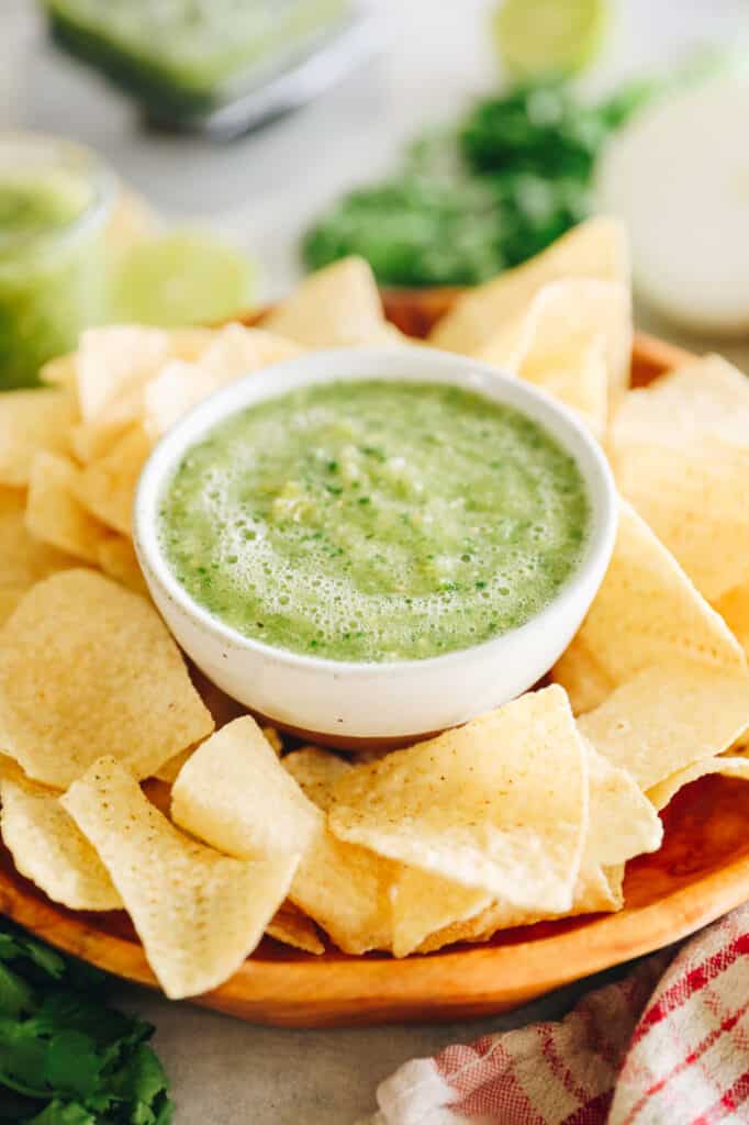 Easy Green Salsa Recipe [Salsa Verde] - The Healthy Maven