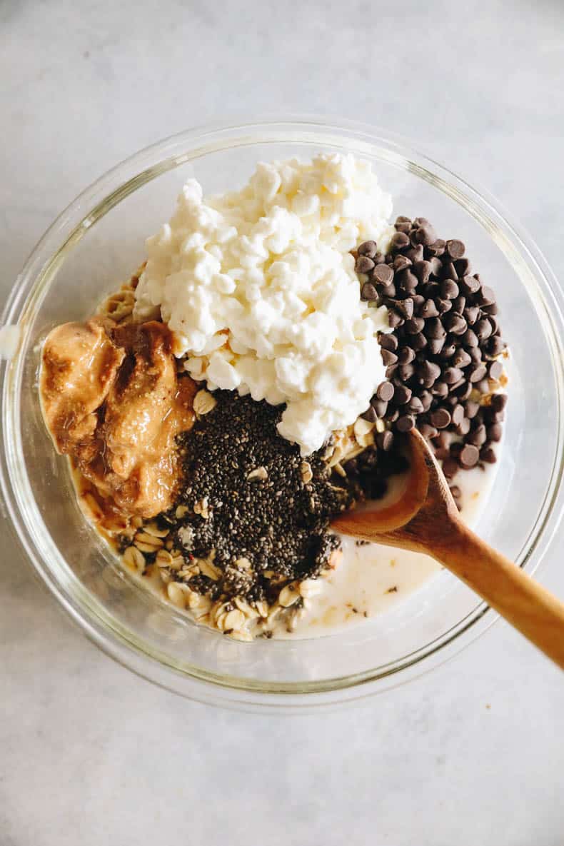 Ingredients for making cheesy overnight oats.