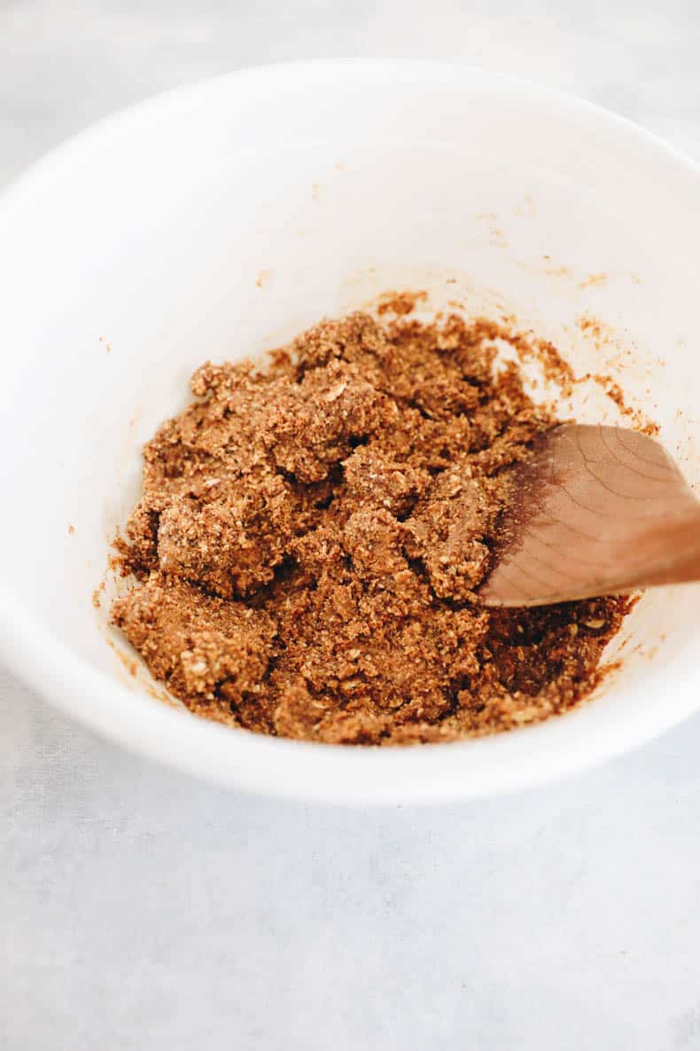 almond butter bar base in a white bowl